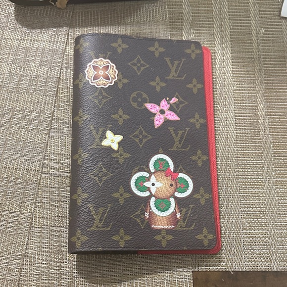 Louis Vuitton Monogram notebook Cover with Red and Pink Accents - Picture 1 of 5